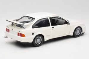 Ford Sierra RS Cosworth Blanc Minichamps 1:18 150084000 Métal — image 3 sur 8