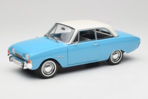 Ford Taunus 12M P1 Taunus Blue Revell 1:18 08880 Métal