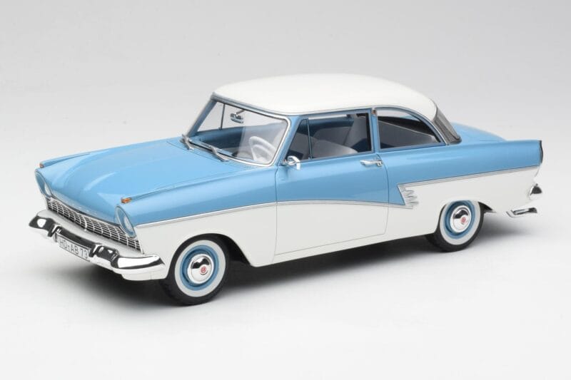 Ford Taunus 17M P2 Bleu Clair & Blanc BoS Models 1:18 BOS019 Métal
