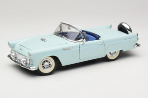 Ford Thunderbird Vert Revell 1:18 8804-G1 Métal