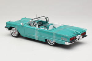 Ford Thunderbird Cabriolet Vert Sun Star 1:18 4315-P1 Métal — image 5 sur 6