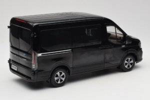 Ford Transit Noir JMC 1:18 SHRV363CM02JP Métal — image 3 sur 8