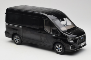 Ford Transit Noir JMC 1:18 SHRV363CM02JP Métal — image 6 sur 8
