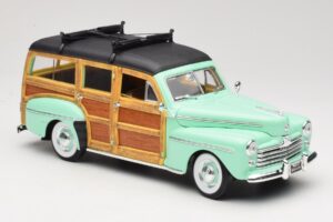Ford Woody Panel Wagon Vert Menthe Road Signature 1:18 20028 Métal — image 6 sur 8