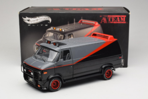 GMC Vandura A-Team Van Hot Wheels 1:18 V7439 Métal — image 8 sur 8