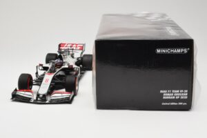 Haas VF-20 #8 R. Grosjean Bahrain GP 2020 Minichamps 1:18 110201508 Métal — image 6 sur 6