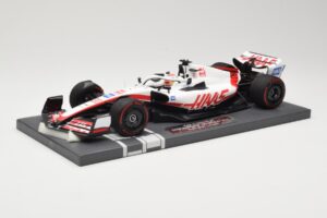 Haas VF-22 #20 K. Magnussen Bahrain GP 2022 Minichamps 1:18 117220120 Métal — image 2 sur 6