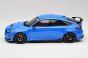 Honda Civic FK8 Type R Boost Bleu Nacré Otto 1:18 OT1093 Résine — image 3 sur 6