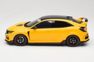 Honda Civic Type R FK8 Euro Spec Jaune Otto 1:18 OT1111 Résine — image 3 sur 6