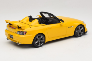 Honda S2000 AP2 CR New Indy Yellow Pearl Otto 1:18 OT1231 Résine — image 2 sur 6