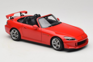 Honda S2000 AP2 Type S New Formula Red MotorHelix 1:18 M85112 Métal — image 7 sur 9