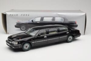 Hongqi Qijian CA7460 FAW 1:18 139940 Métal — image 8 sur 8