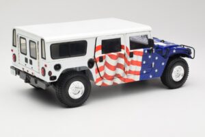 Hummer H1 AM General Gore-Lieberman Humvee America Exoto 1:18 01807 Métal — image 3 sur 8