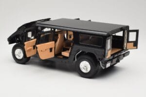 Hummer H1 Hard Top Noir Exoto 1:18 01803 Métal — image 5 sur 8
