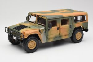 Hummer H1 Station Wagon Military Maisto 1:18 56049 Métal