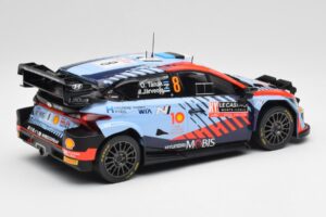 Hyundai i20 N Rally1 WRC #8 O. Tänak / M. Järveoja Rally Monte Carlo Night Version 2024 IXO 1:18 18RMC195 Métal — image 2 sur 6