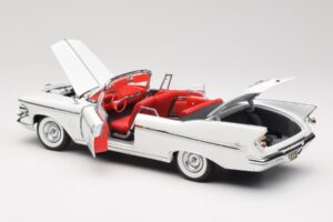 Imperial Crown Cabriolet Blanc Road Signature 1:18 20138 Métal — image 5 sur 8