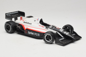 Dallara #5 Sprint PCS A. Luyendyk IRL 1999 Maisto 1:18 31111-M1 Métal — image 4 sur 6