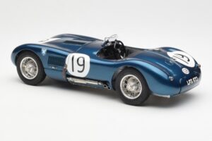Jaguar C-Type #19 J. Stewart Ecurie Ecosse Goodwood Members Meeting 1954 CMC 1:18 M-192 Métal — image 5 sur 6