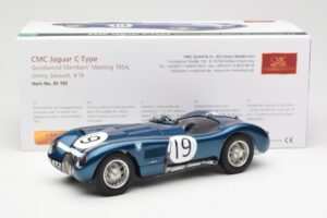 Jaguar C-Type #19 J. Stewart Ecurie Ecosse Goodwood Members Meeting 1954 CMC 1:18 M-192 Métal — image 6 sur 6