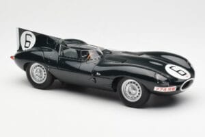 Jaguar D-Type #6 M. Hawthorn / I. Bueb Team Jaguar Cars Ltd 24 Hours of Le Mans 1955 AUTOart 1:18 85586 Métal — image 4 sur 6