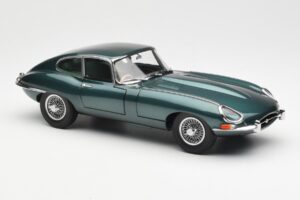 Jaguar E-Type 3.8 Series 1 Vert Foncé Kyosho 1:18 08954DG Métal — image 6 sur 8