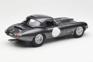 Jaguar E-Type Series 1 Coupe Lightweight Gris Foncé AUTOart 1:18 73647 Métal — image 3 sur 8