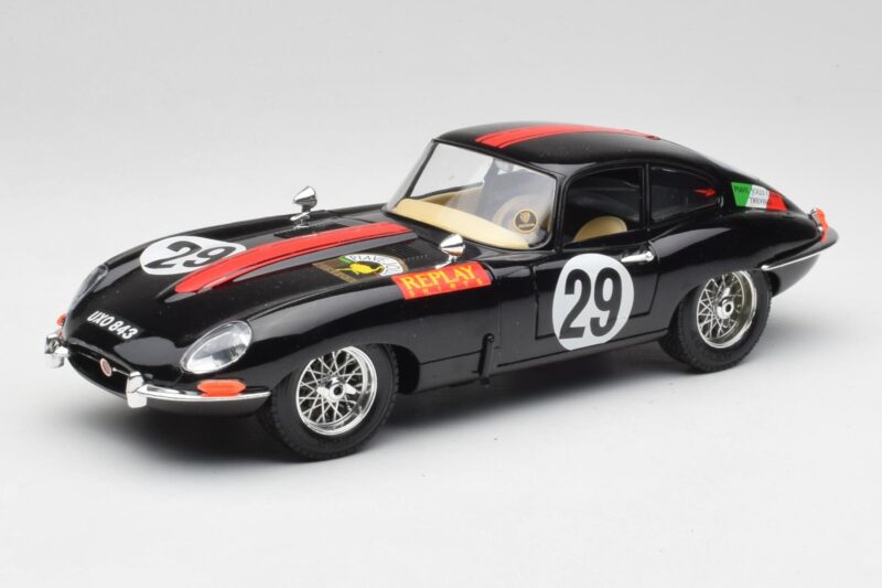 Jaguar E-Type #29 Noir Bburago 1:18 3018-M4 Métal