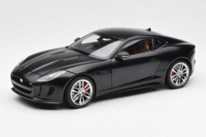 Jaguar F-Type R X152 Noir Mat AUTOart 1:18 73652 Composite