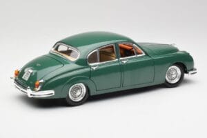Jaguar Mk II British Racing Vert Maisto 1:18 50287 Métal — image 3 sur 8