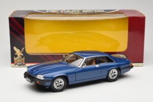 Jaguar XJ-S Bleu Road Signature 1:18 92658 Métal — image 8 sur 8