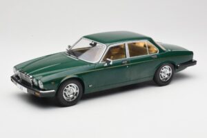 Jaguar XJ Series III Vert Foncé MCG 1:18 MCG18175 Métal