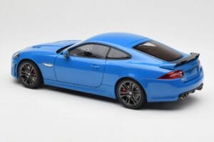 Jaguar XKR-S X150 French Racing Bleu AUTOart 1:18 73641 Métal — image 7 sur 8