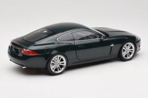 Jaguar XK X150 Coupe Vert Minichamps 1:18 150130501 Métal — image 3 sur 8