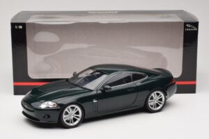 Jaguar XK X150 Coupe Vert Minichamps 1:18 150130501 Métal — image 8 sur 8