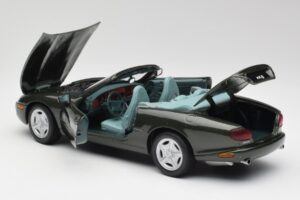 Jaguar XKR X100 Cabriolet Vert Maisto 1:18 37800-M1 Métal — image 5 sur 8