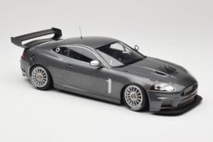 Jaguar XKR GT3 Grey Metallic Minichamps 1:18 150081390 Métal — image 4 sur 6