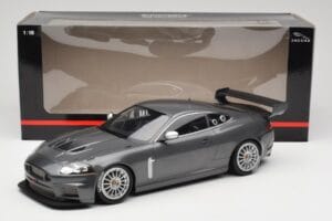 Jaguar XKR GT3 Grey Metallic Minichamps 1:18 150081390 Métal — image 6 sur 6