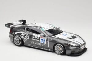 Jaguar XKR GT3 Quaife #33 P. Hall FIA GT3 Championship 2008 Minichamps 1:18 150081333 Métal — image 4 sur 6