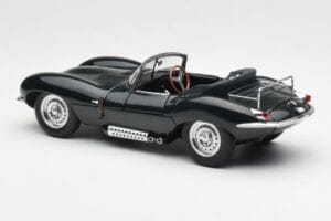 Jaguar XKSS Steve McQueen Personal Car AUTOart 1:18 73526 Métal — image 7 sur 8