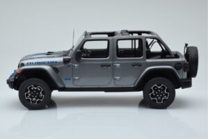 Jeep Wrangler 4xe Argent GT Spirit 1:18 GT419 Résine — image 3 sur 6