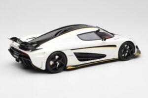 Koenigsegg Regera Crystal Blanc GT Spirit 1:18 GT913 Résine — image 2 sur 6