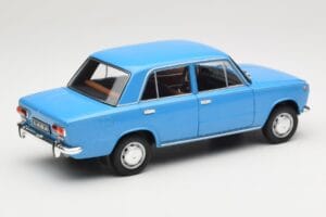 Lada 1200 2101 Bleu IXO 1:18 18CMC204OP Métal — image 3 sur 8