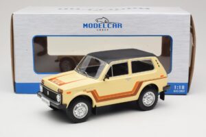 Lada Niva 2121 California Beige MCG 1:18 MCG18004 Métal — image 6 sur 6