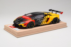 Lamborghini Aventador Liberty Walk Infinite Noir Jaune Timothy & Pierre 1:18 REMC035 Métal — image 2 sur 7