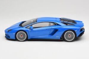 Lamborghini Aventador S LP740-4 Blue Nila AUTOart 1:18 79134 Métal — image 4 sur 8