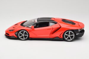 Lamborghini Centenario Rouge Maisto 1:18 31386 Métal — image 4 sur 8