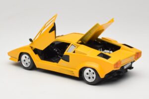 Lamborghini Countach TC Jaune Tonka 1:18 09035-R1 Métal — image 5 sur 8