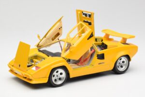 Lamborghini Countach Jaune Bburago 1:18 3037 Métal — image 2 sur 8