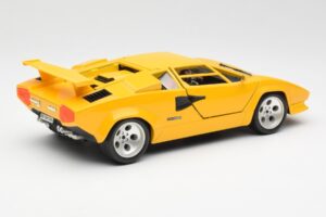 Lamborghini Countach Jaune Bburago 1:18 3037 Métal — image 3 sur 8